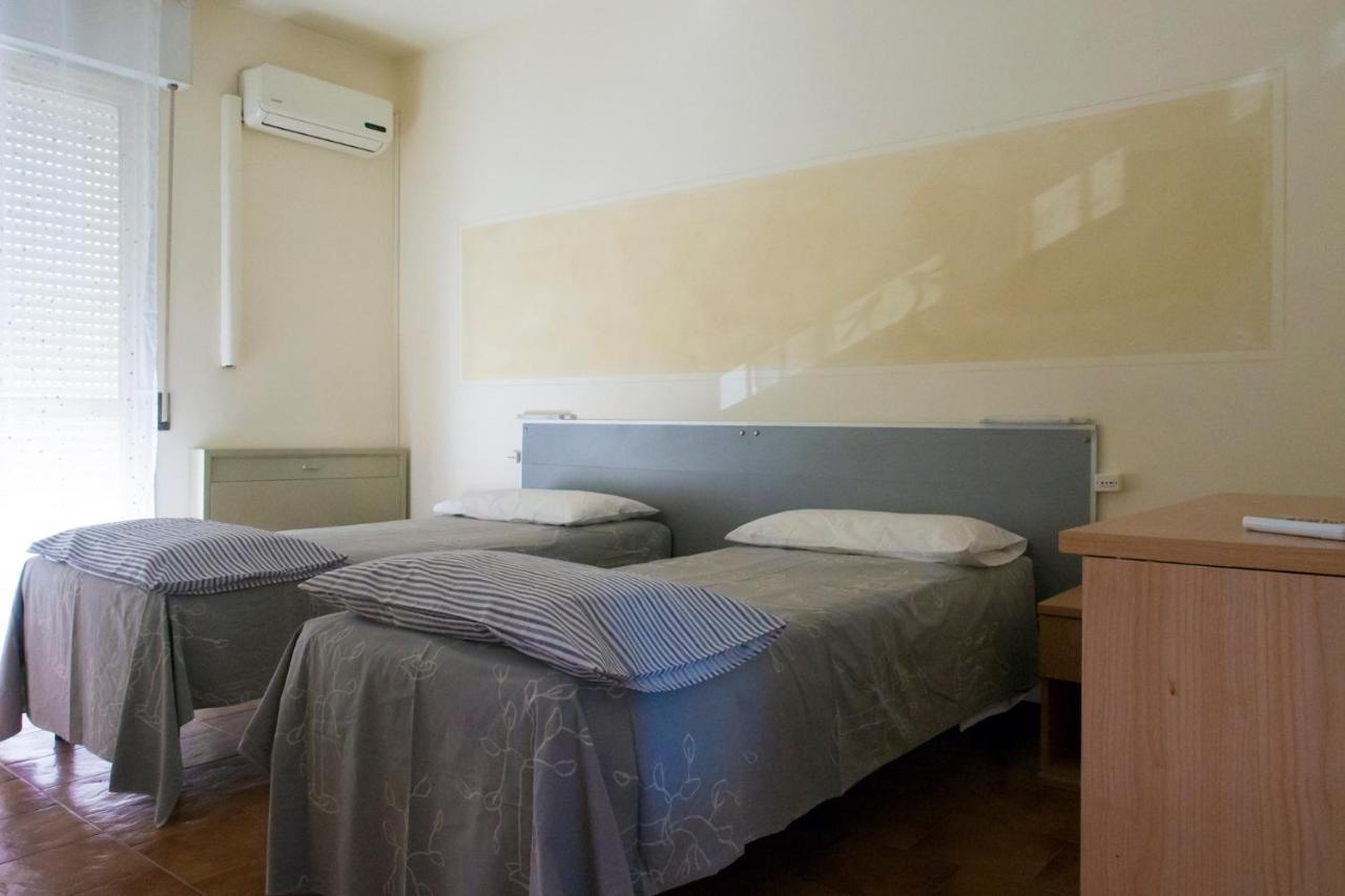 Hotel La Vela Castelnuovo Rangone Экстерьер фото